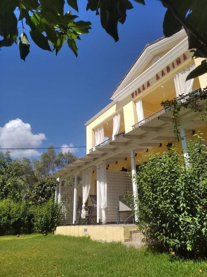 ليغيا Villa Ladina المظهر الخارجي الصورة